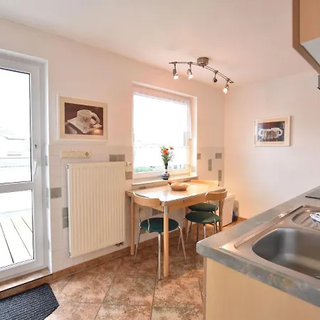 Schoene Wohnung Mit Balkon Nahe Ostseestrand In Rerik Rerik